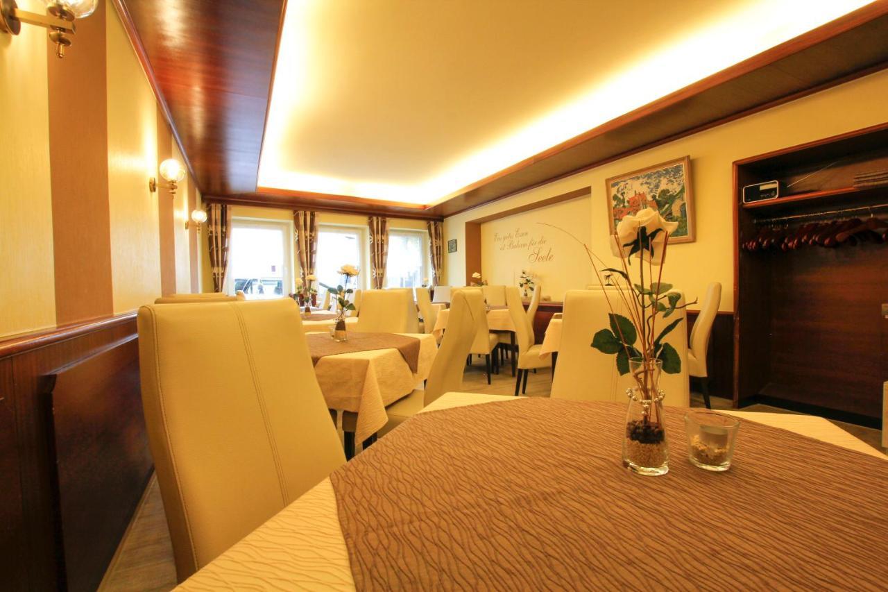 Landhotel Goldener Stern Trautskirchen Dış mekan fotoğraf